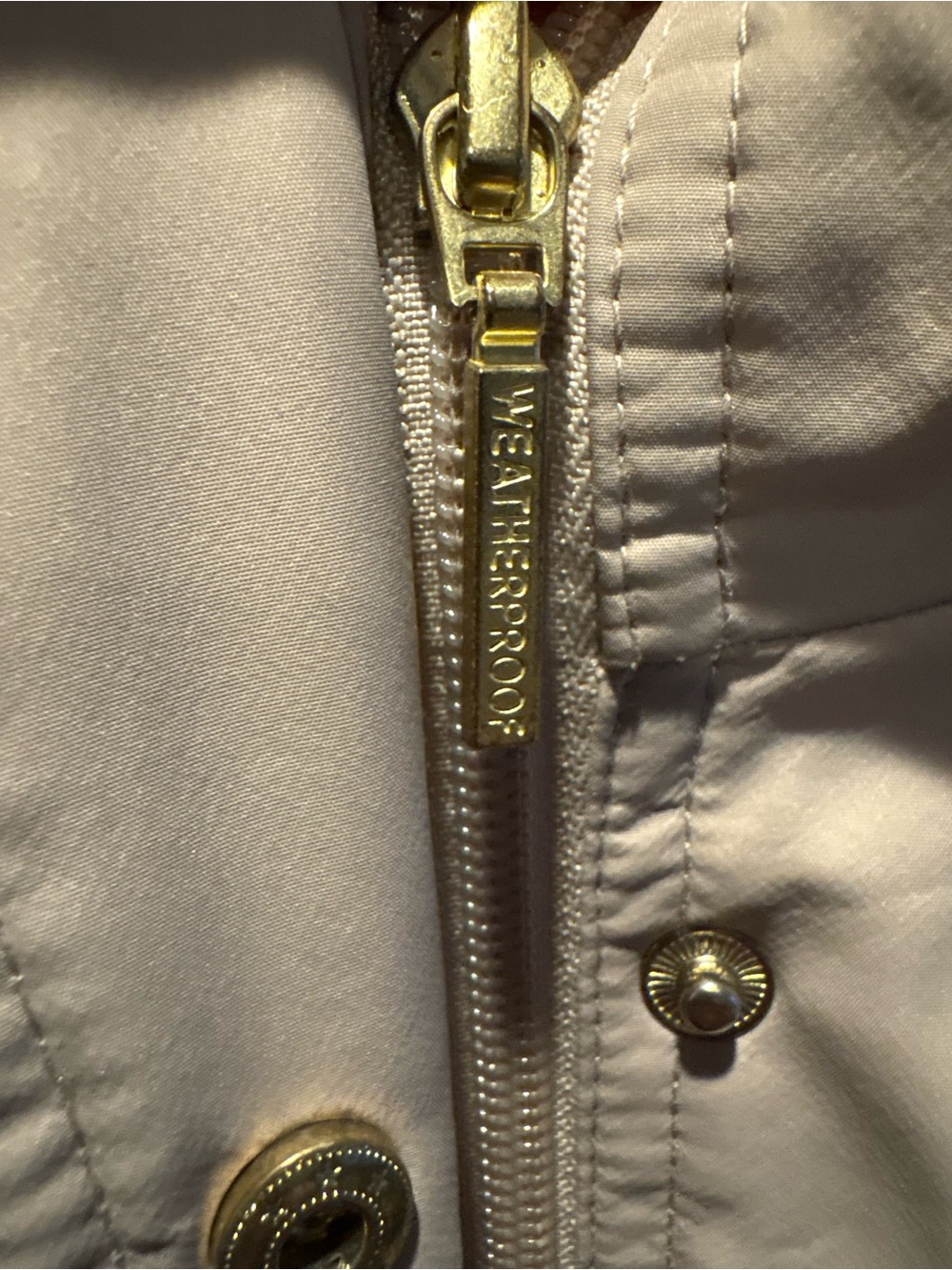 WEATHERPROOF Women's Lightweight Hooded Jacket in Taupe - Picture 3 of 6